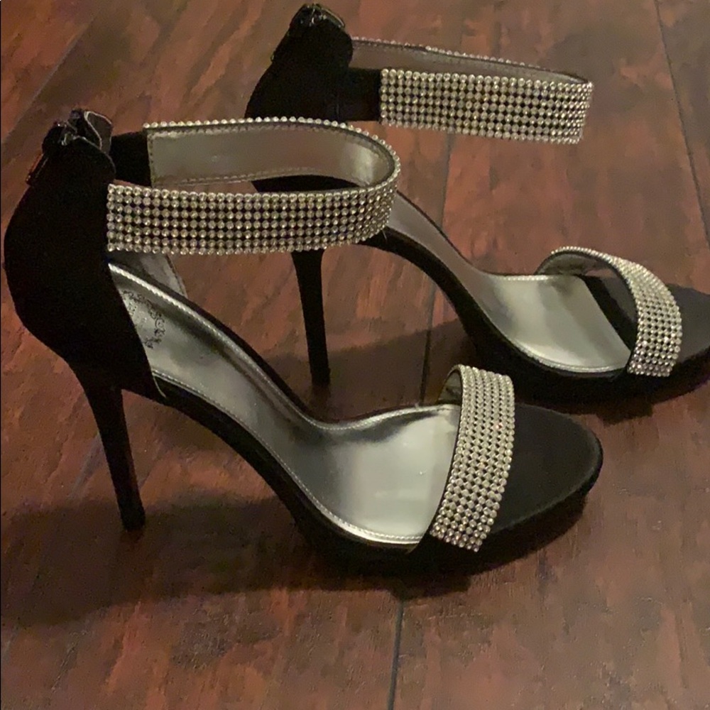 Women’s shoes